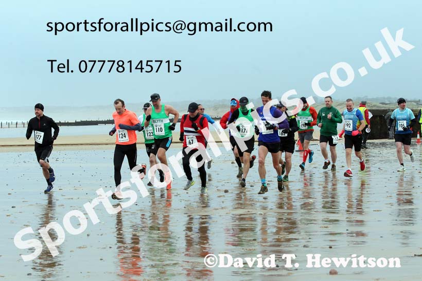The 2021 Blyth Sands Race, December 5th. Photo: David T. Hewitson/Sports for All Pics